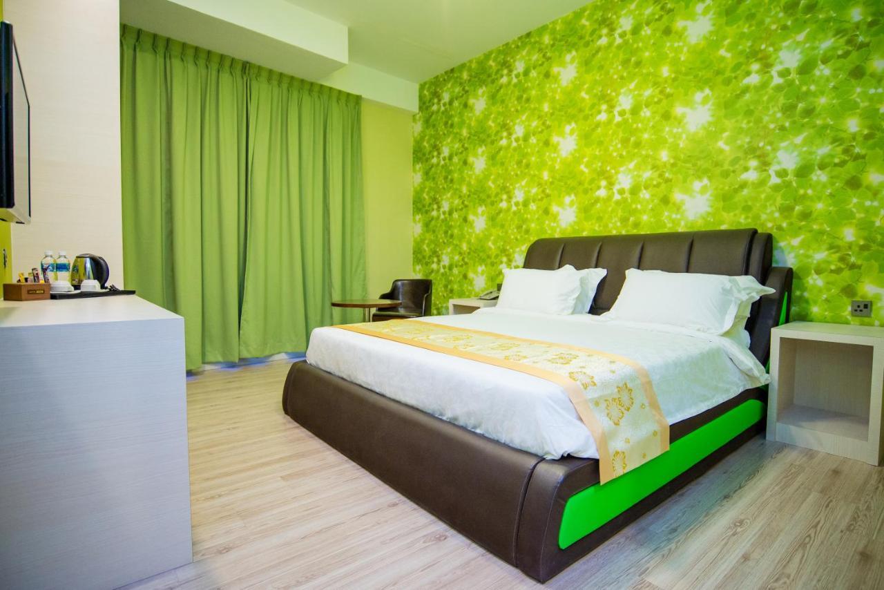 Hotel Tebrau Ct Johor Bahru Buitenkant foto